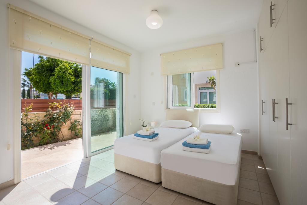 Villa Ricky Protaras Exterior foto
